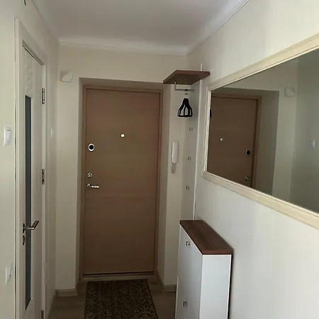 Danes 5 Apartment *